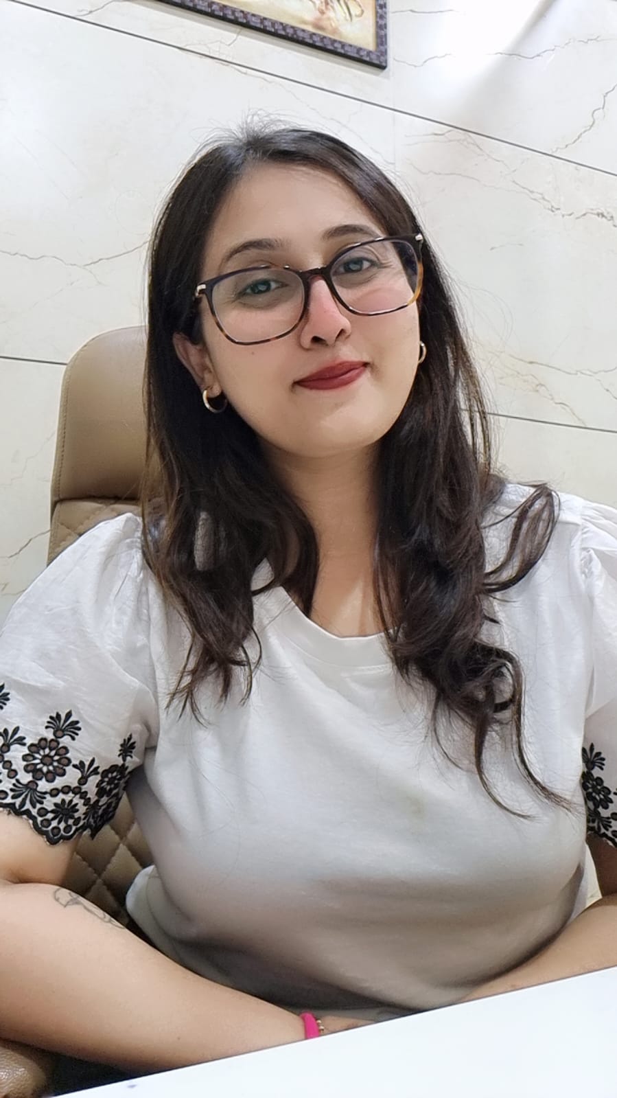 Chandni Akhenia, psychologist in Malad West, Mumbai